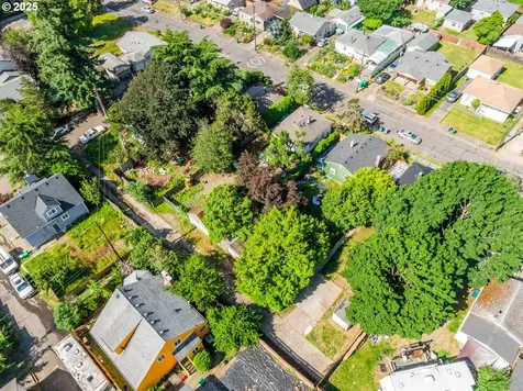 7344 SE 87th Avenue Portland OR 97266