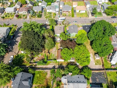 7344 SE 87th Avenue Portland OR 97266