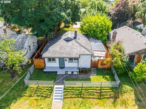 7344 SE 87th Avenue Portland OR 97266