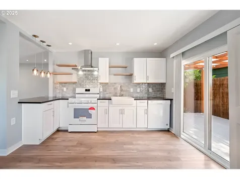 7344 SE 87th Avenue Portland OR 97266