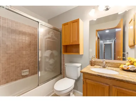 2132 Assumption Street Eugene OR 97402