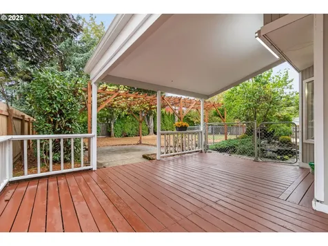 2132 Assumption Street Eugene OR 97402