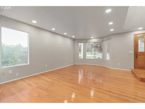2132 Assumption Street Eugene OR 97402