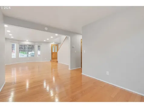 2132 Assumption Street Eugene OR 97402
