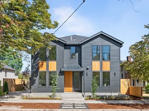 2069 SE Harold Street Portland OR 97202