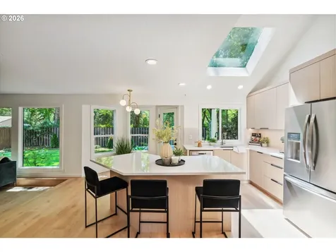 16428 NE San Rafael Drive Portland OR 97230