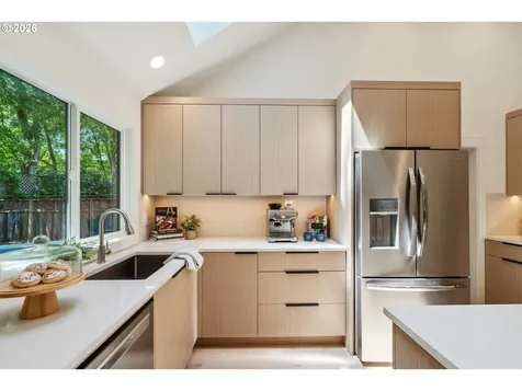 16428 NE San Rafael Drive Portland OR 97230