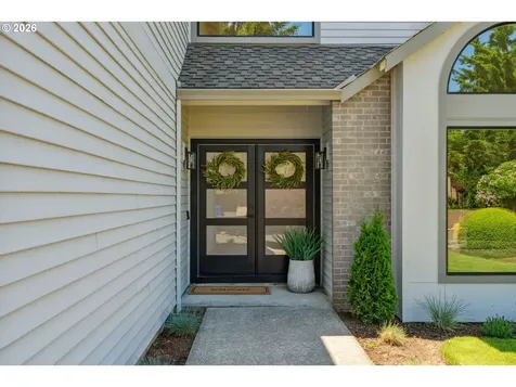 16428 NE San Rafael Drive Portland OR 97230