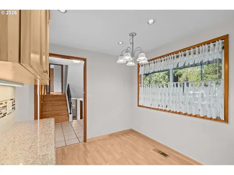 15916 S Henrici Road Oregon City OR 97045