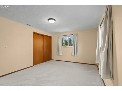 15916 S Henrici Road Oregon City OR 97045
