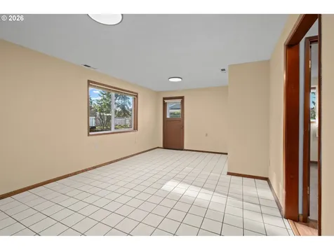 15916 S Henrici Road Oregon City OR 97045
