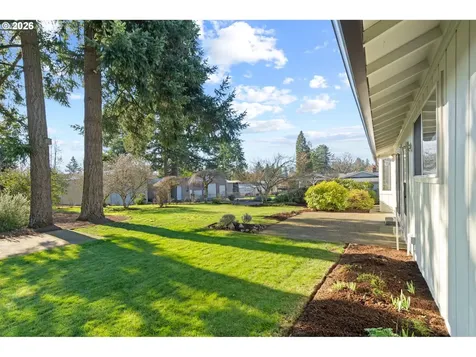 15916 S Henrici Road Oregon City OR 97045