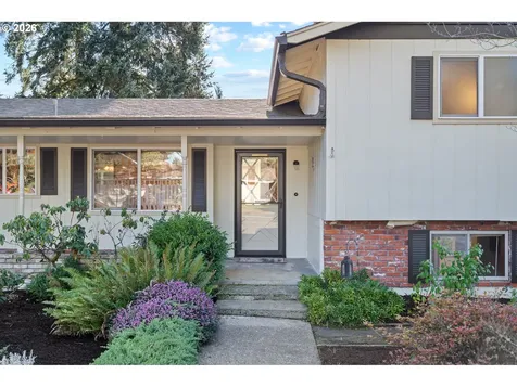 15916 S Henrici Road Oregon City OR 97045