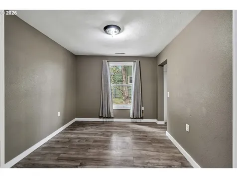 15412 NE Halsey Street Portland OR 97230