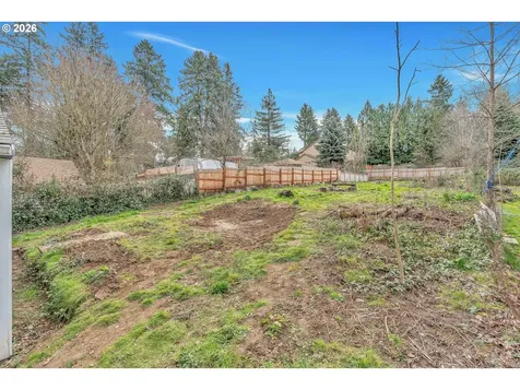 15412 NE Halsey Street Portland OR 97230