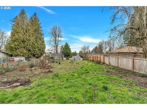 15412 NE Halsey Street Portland OR 97230