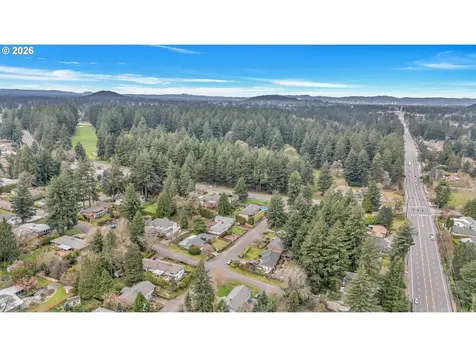 15412 NE Halsey Street Portland OR 97230