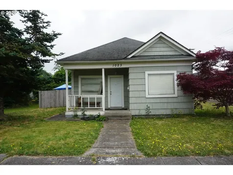 1023 E Street Centralia WA 98531