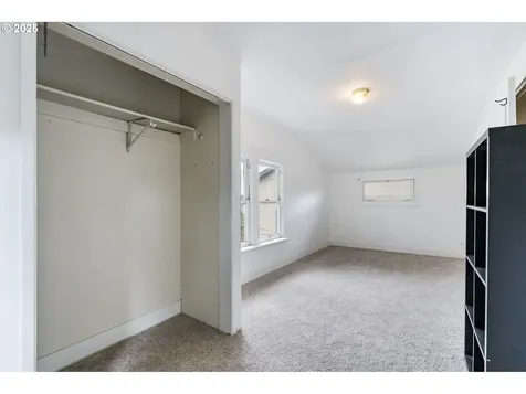 5715 SE 83rd Avenue Portland OR 97266