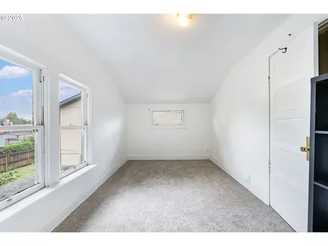 5715 SE 83rd Avenue Portland OR 97266