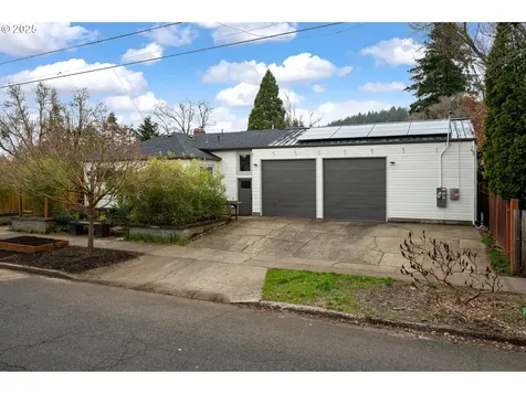 1535 SE 80th Avenue Portland OR 97215