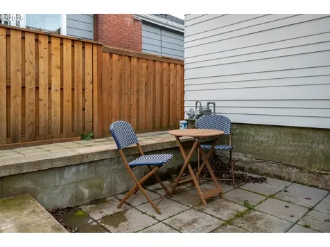 1535 SE 80th Avenue Portland OR 97215