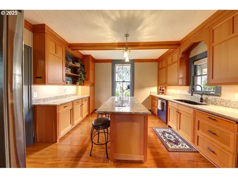 369 37th Street Astoria OR 97103