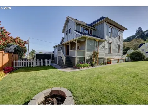 369 37th Street Astoria OR 97103