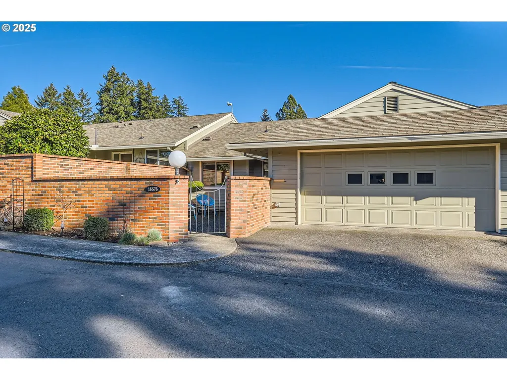 16576 SW Matador Lane Portland OR 97224