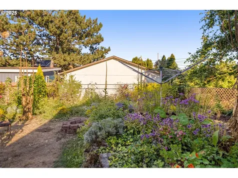 4400 SE 74th Avenue Portland OR 97206