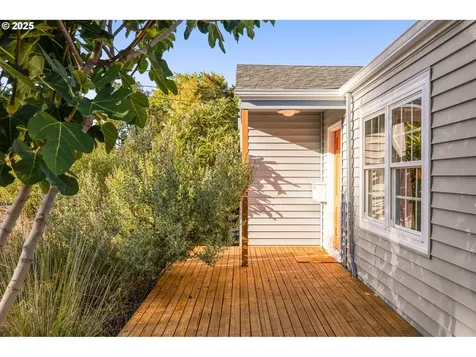 4400 SE 74th Avenue Portland OR 97206