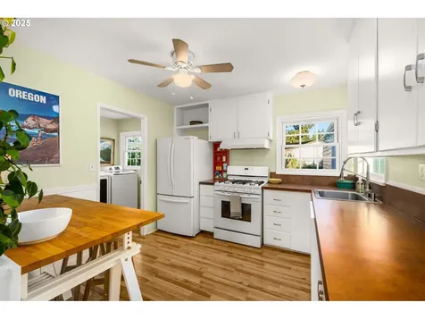 4400 SE 74th Avenue Portland OR 97206