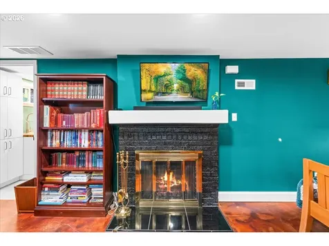 5722 N Vancouver Avenue Portland OR 97217