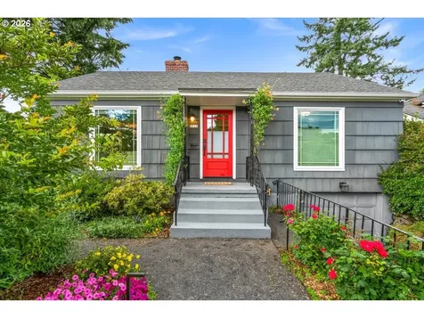 5722 N Vancouver Avenue Portland OR 97217
