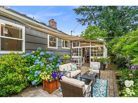 5722 N Vancouver Avenue Portland OR 97217