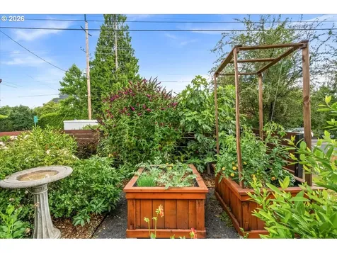 5722 N Vancouver Avenue Portland OR 97217