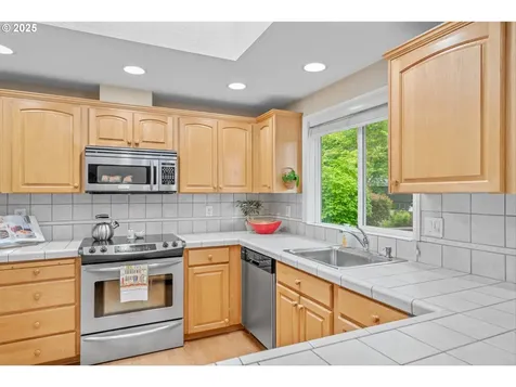 1436 SE 52nd Avenue Hillsboro OR 97123
