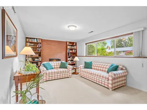 1436 SE 52nd Avenue Hillsboro OR 97123