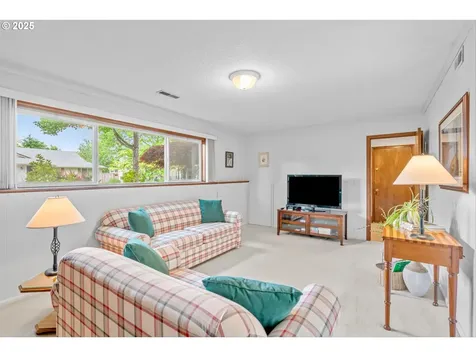 1436 SE 52nd Avenue Hillsboro OR 97123
