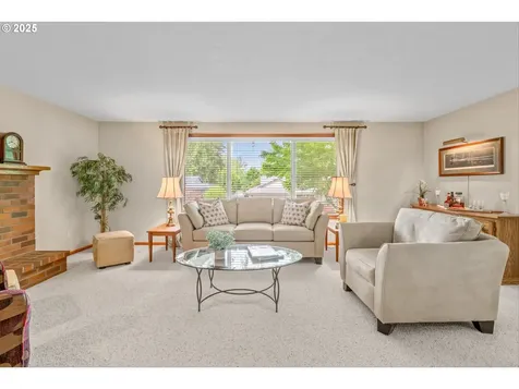 1436 SE 52nd Avenue Hillsboro OR 97123