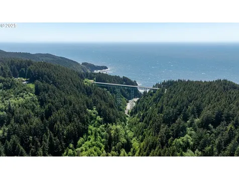Bridgeview Drive Brookings OR 97415