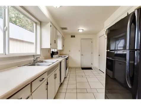 630 Harold Street Eugene OR 97402