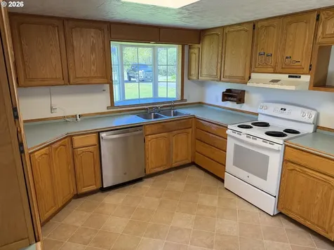 34271 Ophir Road Gold Beach OR 97444