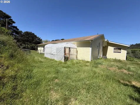 34271 Ophir Road Gold Beach OR 97444