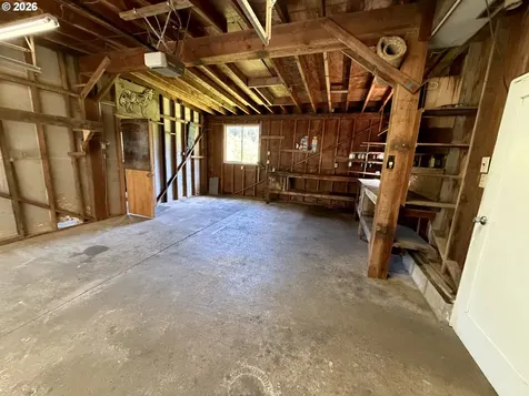 34271 Ophir Road Gold Beach OR 97444