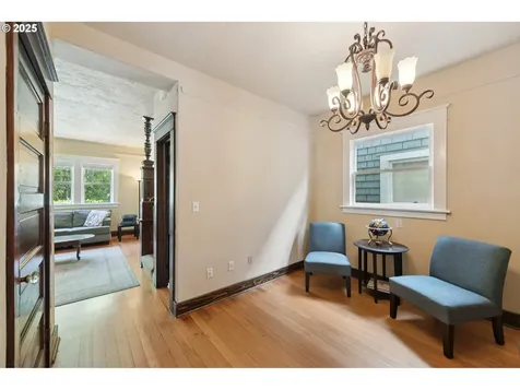 3516 SW 1st Avenue Portland OR 97239