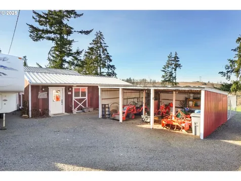5953 Davis Creek Road NE Silverton OR 97381