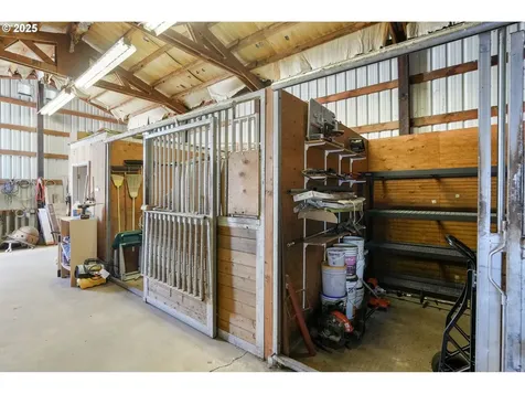 5953 Davis Creek Road NE Silverton OR 97381