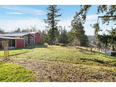 5953 Davis Creek Road NE Silverton OR 97381
