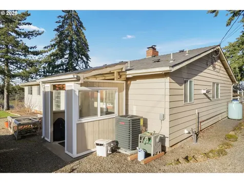 5953 Davis Creek Road NE Silverton OR 97381